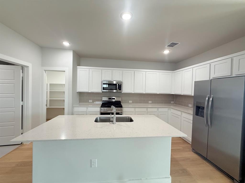 1107 Sunward Road Princeton, TX 75407 - Photo 5 of 21 expansive island