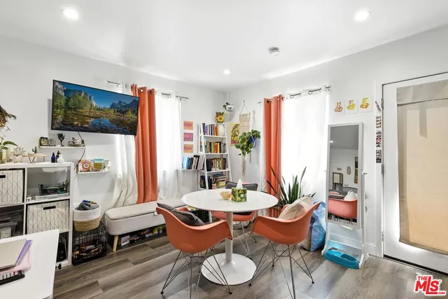 $1,925 | 237 West Kelso Street, Unit 237 1/2, Inglewood, CA 90301