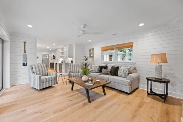 $9,500 | 940 Cliffwood Drive, Mount Pleasant, SC 29464