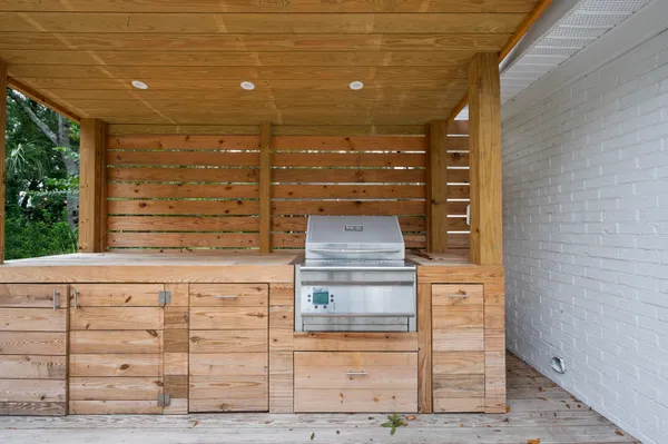 $9,500 | 940 Cliffwood Drive, Mount Pleasant, SC 29464