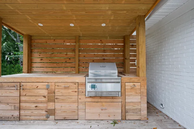 $9,500 | 940 Cliffwood Drive, Mount Pleasant, SC 29464