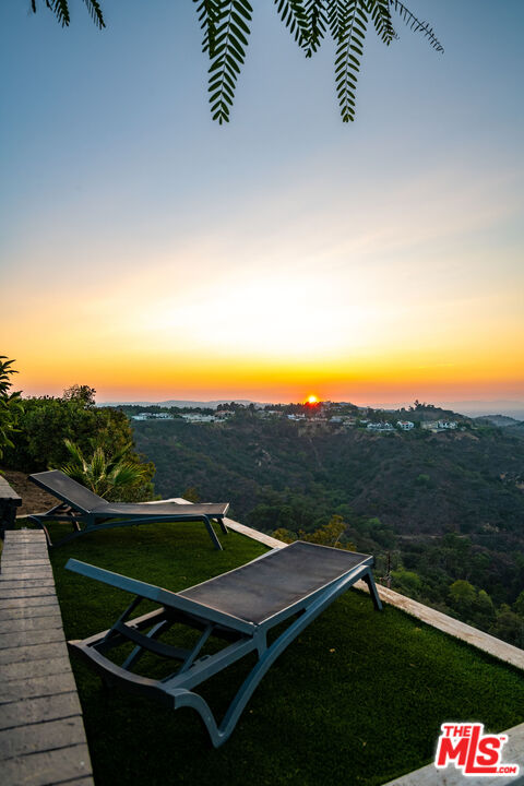 2715 Edwin Place Los Angeles, CA 90046 - Photo 45 of 52 a view of a balcony with mountain view