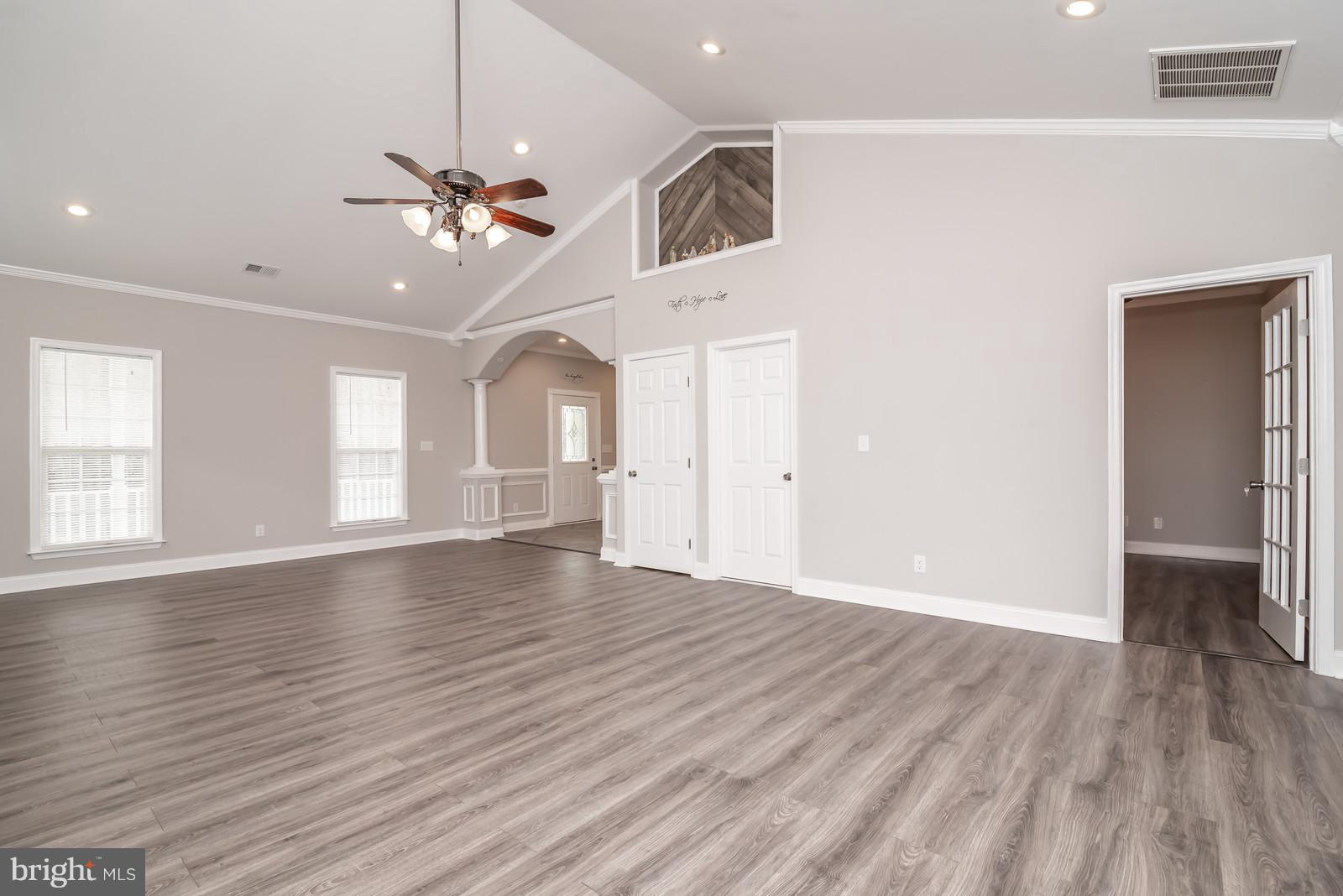 14501 Washington Mill Road King George, VA 22485 - Photo 11 of 44 FAMILY ROOM