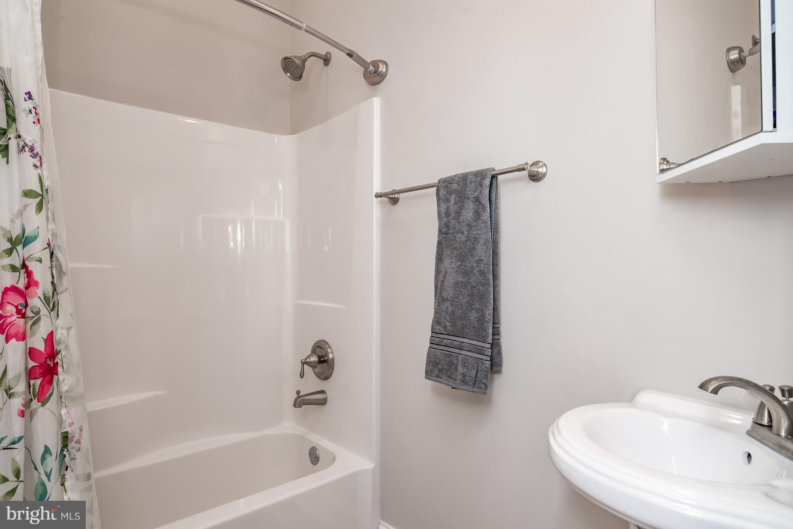 14501 Washington Mill Road King George, VA 22485 - Photo 38 of 44 BATHROOM