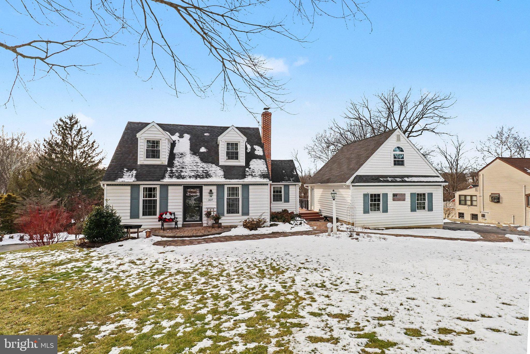 337 Eckman Road Lancaster, PA 17603 - Photo 3 of 35