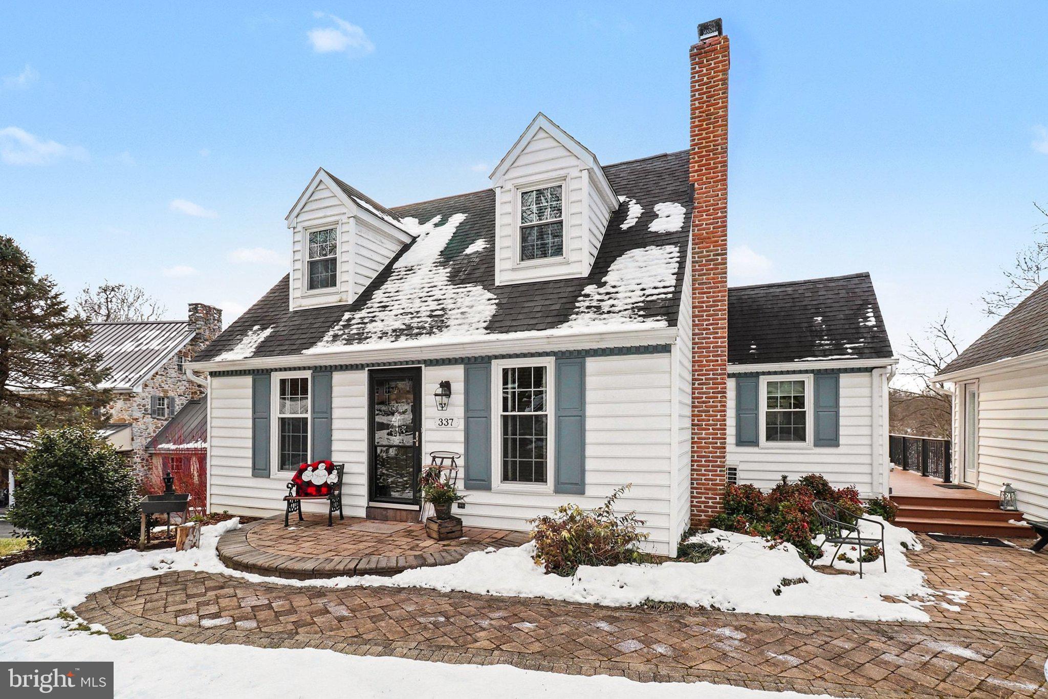 337 Eckman Road Lancaster, PA 17603 - Photo 4 of 35 Roof Replaced in 2018