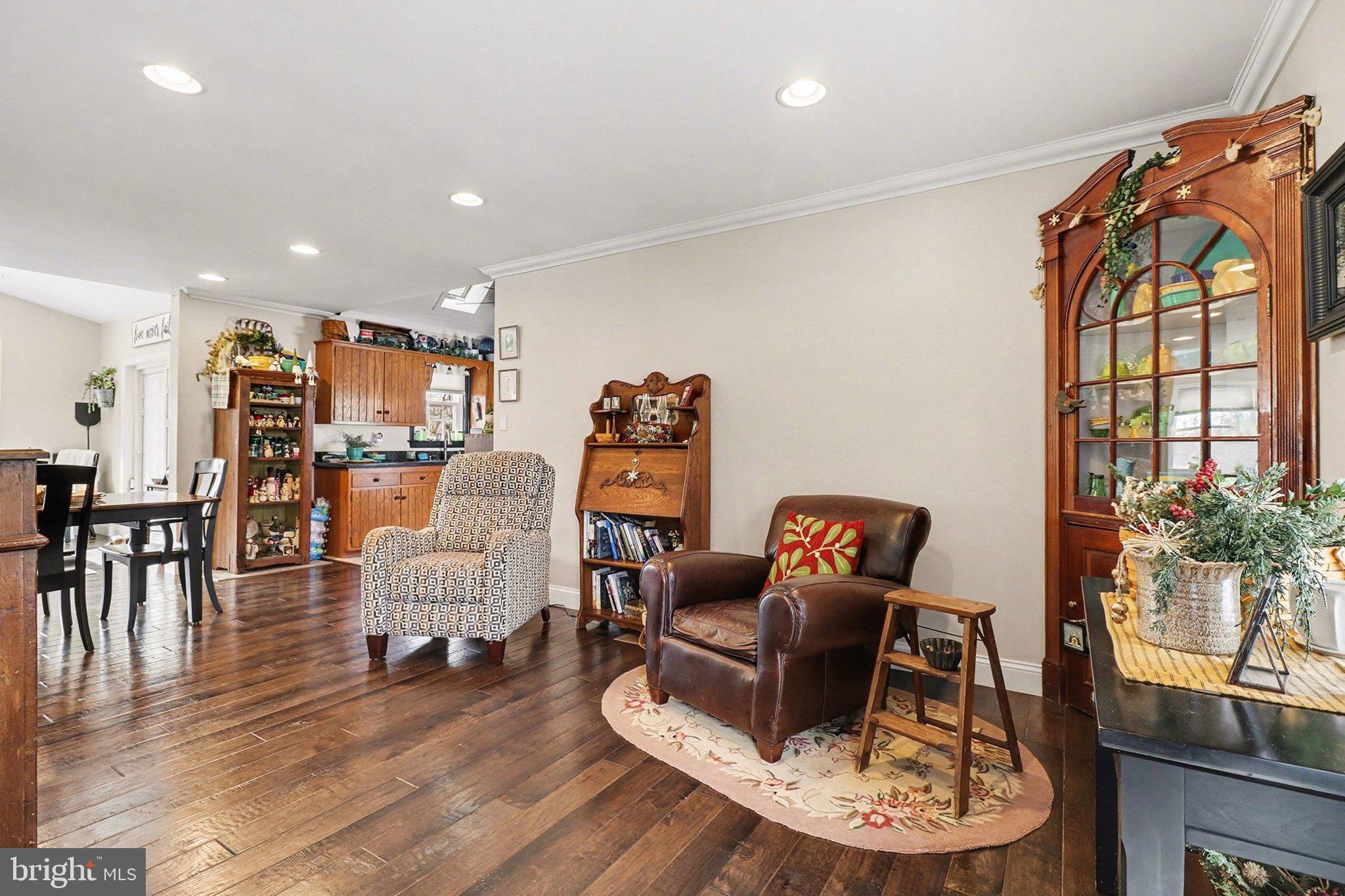 337 Eckman Road Lancaster, PA 17603 - Photo 5 of 35