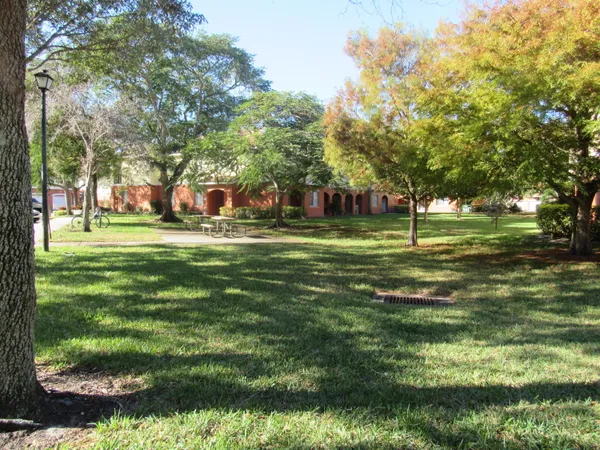 $286,900 | 48 Southeast Sedona Circle, Unit 201, Stuart, FL 34994