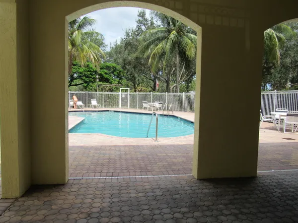 $286,900 | 48 Southeast Sedona Circle, Unit 201, Stuart, FL 34994