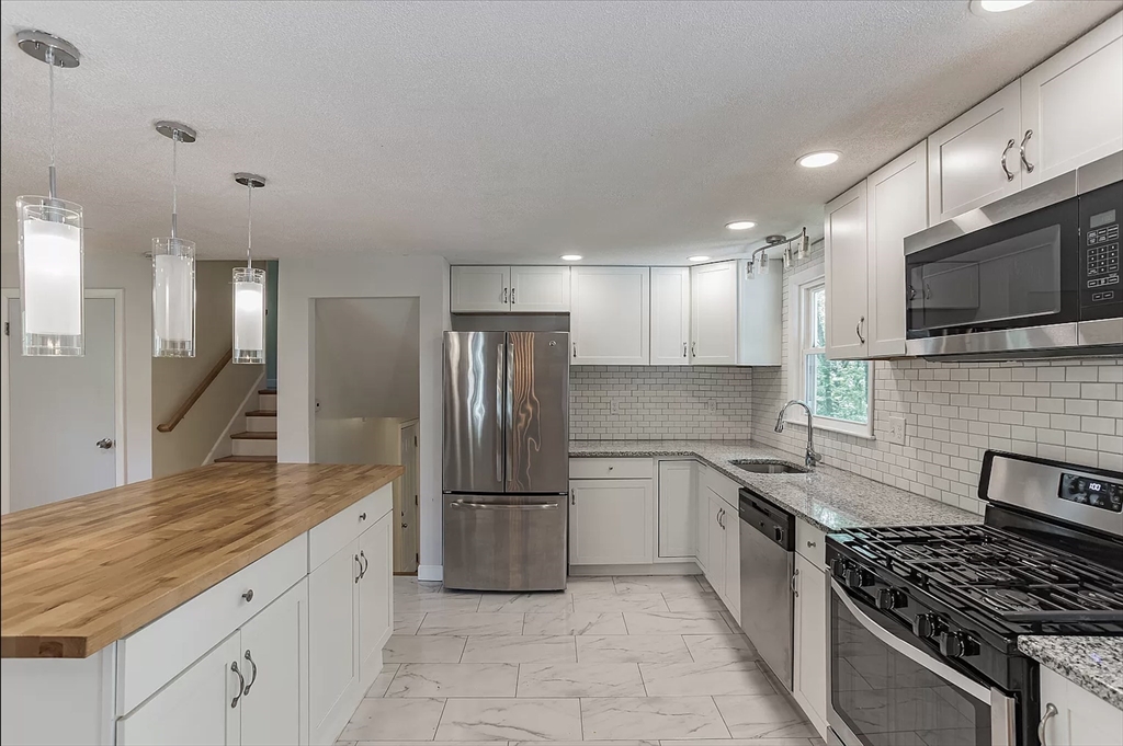 12 Joyce Road Wayland, MA 01778 - Photo 5 of 16