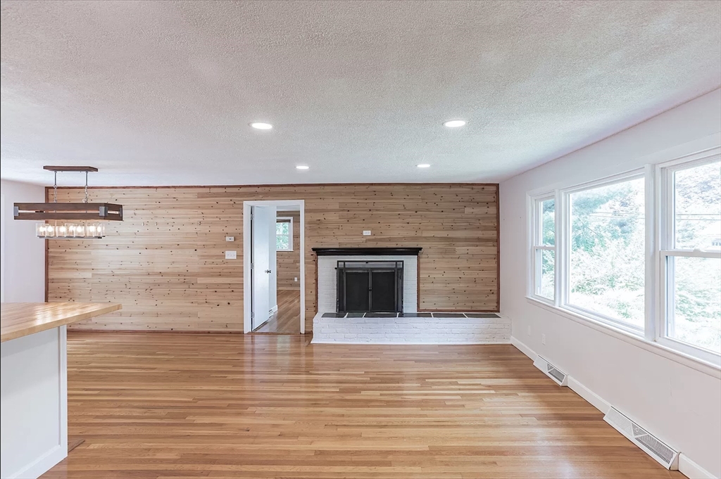 12 Joyce Road Wayland, MA 01778 - Photo 7 of 16