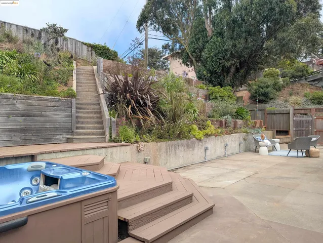 $1,590,000 | 61 Cowper Avenue, Kensington, CA 94707