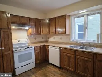 $1,450 | 459 Queen Street, Northumberland, PA 17857