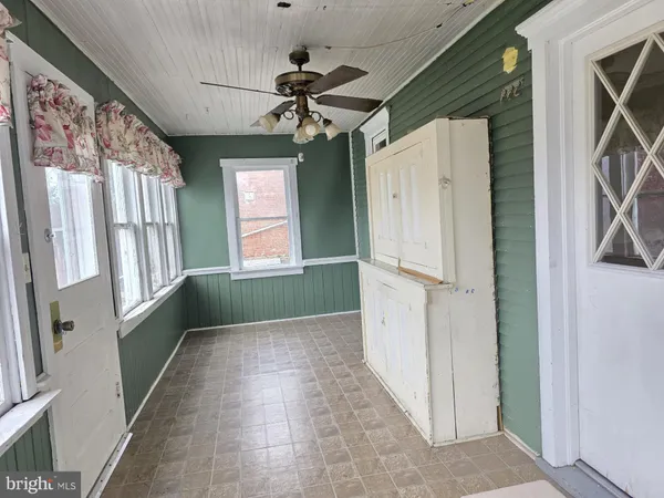 $1,450 | 459 Queen Street, Northumberland, PA 17857