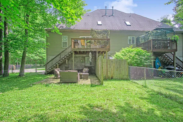 $599,000 | 18501 148th Avenue, Spring Lake, MI 49456