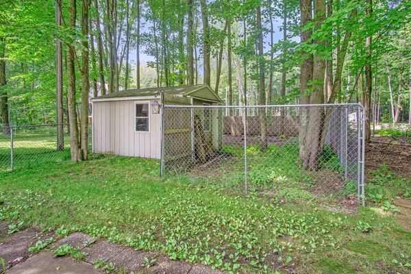 $599,000 | 18501 148th Avenue, Spring Lake, MI 49456