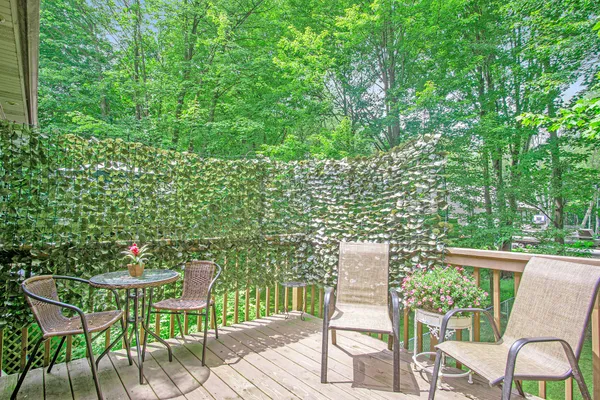 $599,000 | 18501 148th Avenue, Spring Lake, MI 49456