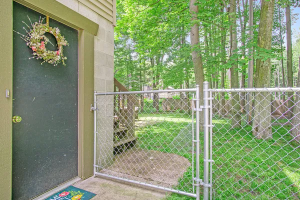 $599,000 | 18501 148th Avenue, Spring Lake, MI 49456