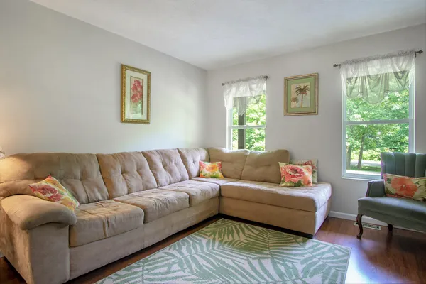 $599,000 | 18501 148th Avenue, Spring Lake, MI 49456