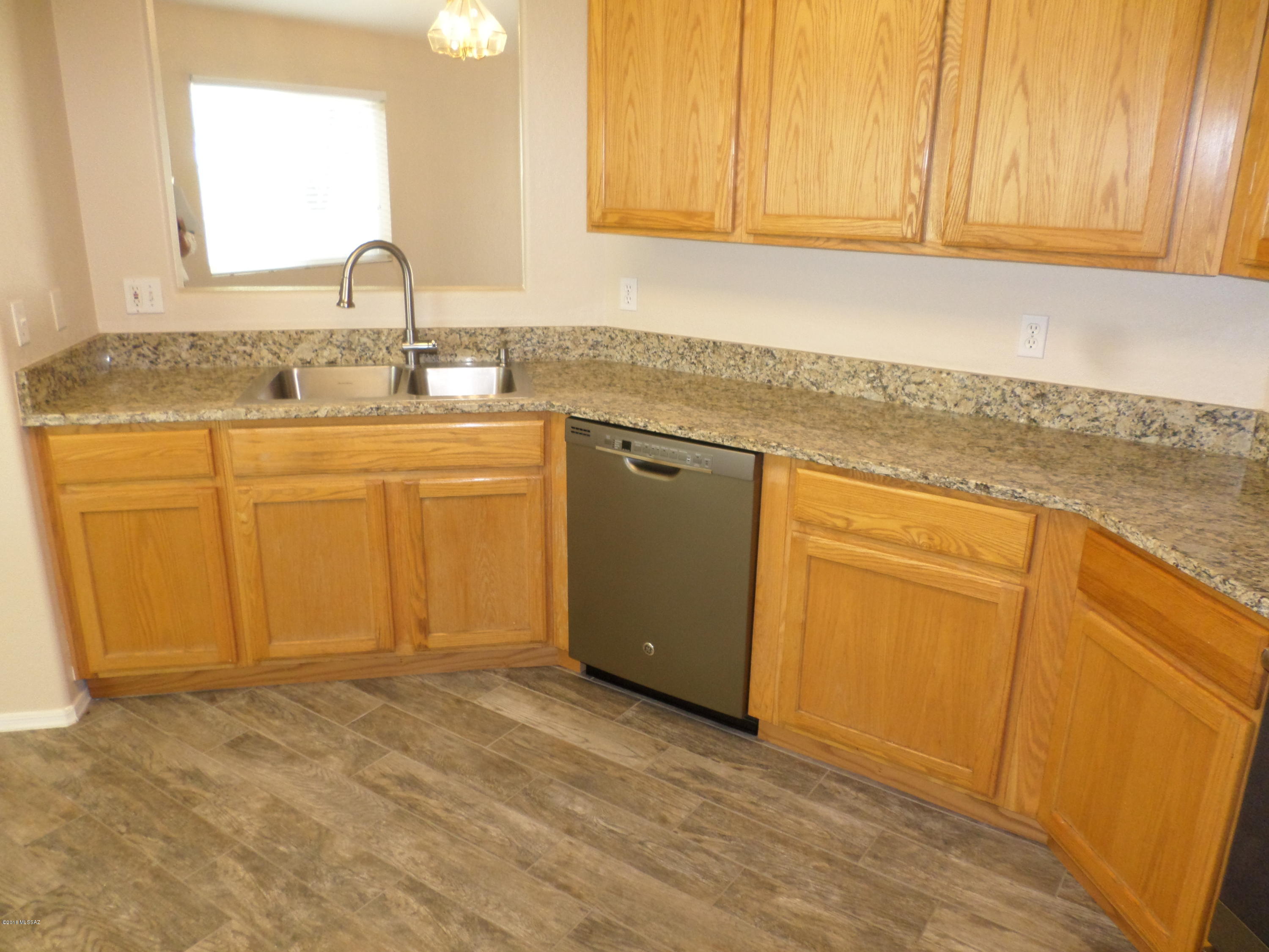 10131 East Rincon Shadows Drive Tucson, AZ 85748 - Photo 9 of 23