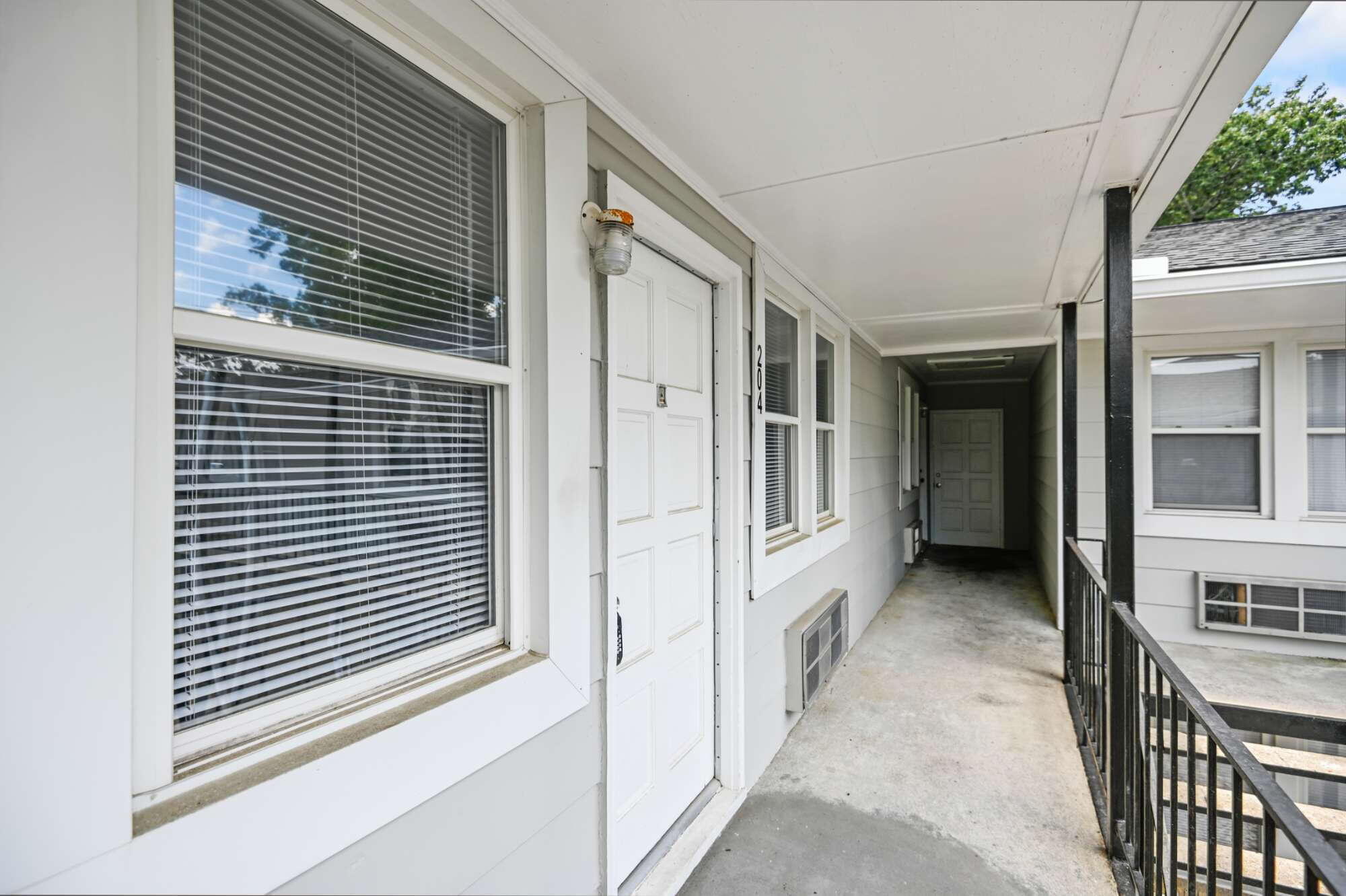 2107 Rondo Street, Unit 204 Charleston, SC 29414 - Photo 2 of 14 _DSC7275