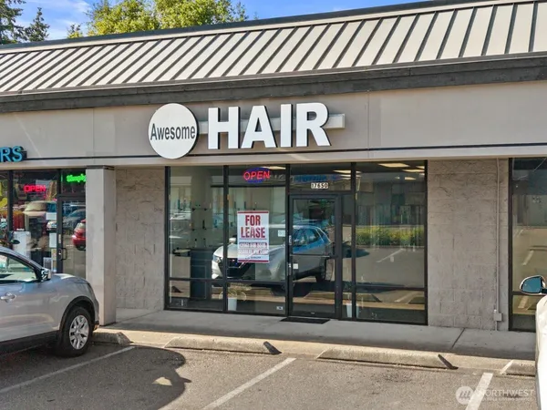 $2,238 | 17640 1st Avenue South, Unit 17650, Burien, WA 98148