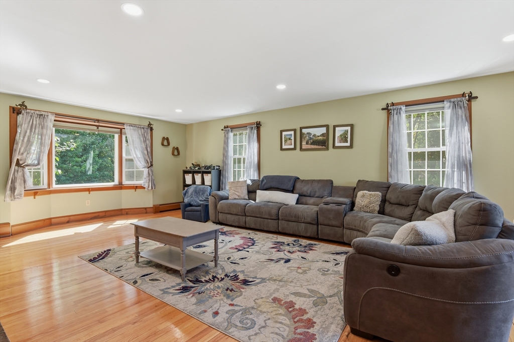 455 Sodom Road Westport, MA 02790 - Photo 8 of 39