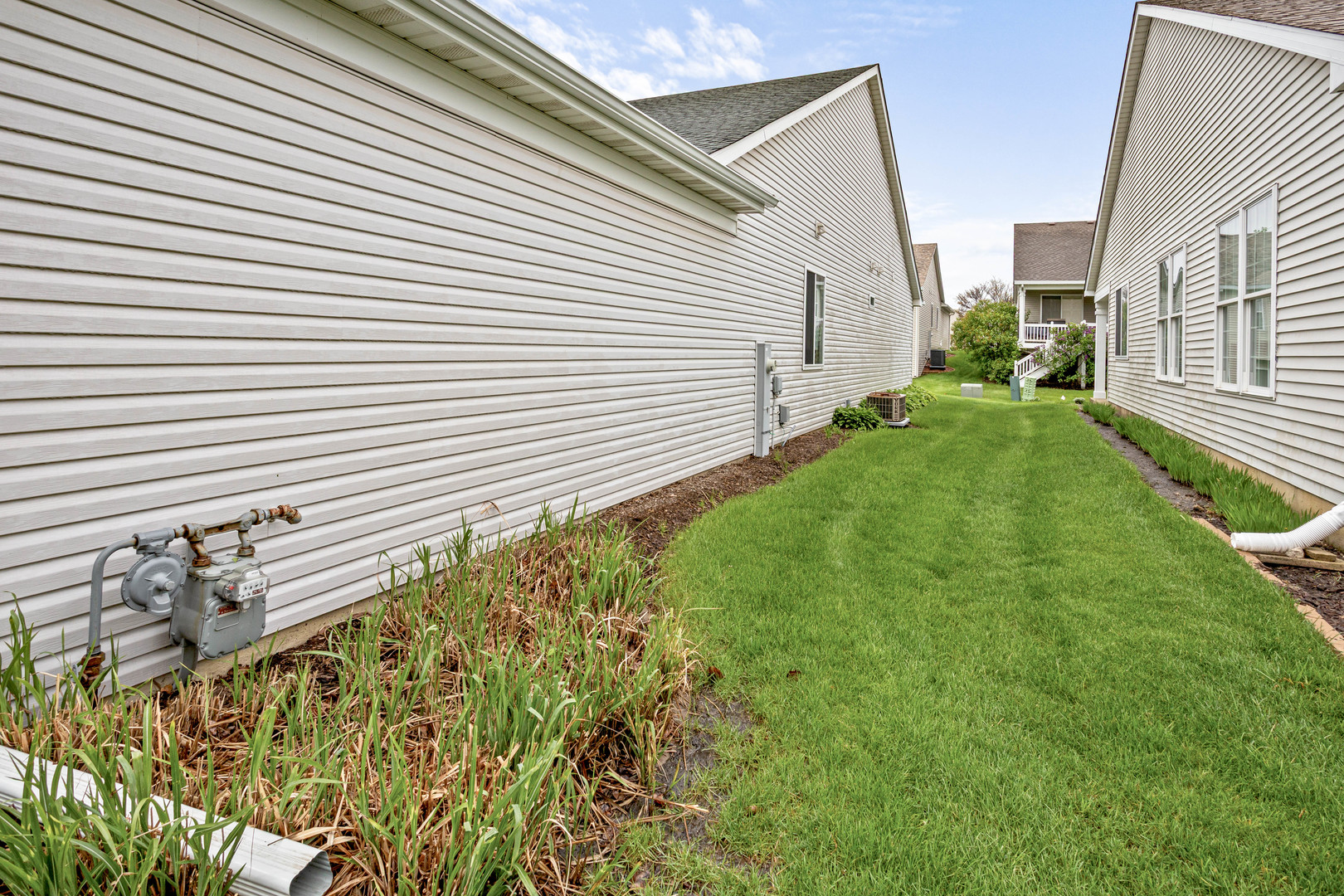 1474 Flint Lane Romeoville, IL 60446 - Photo 3 of 27 Gallery Image 3