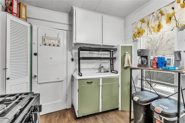 $199,900 | 63 Stillwell Avenue, Tonawanda, NY 14217