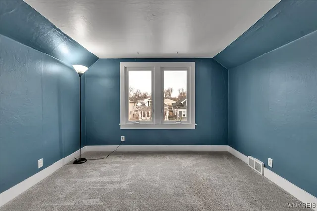 $199,900 | 63 Stillwell Avenue, Tonawanda, NY 14217