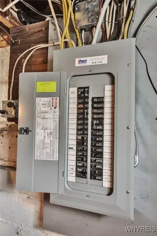 $199,900 | 63 Stillwell Avenue, Tonawanda, NY 14217