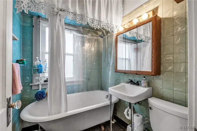 $199,900 | 63 Stillwell Avenue, Tonawanda, NY 14217