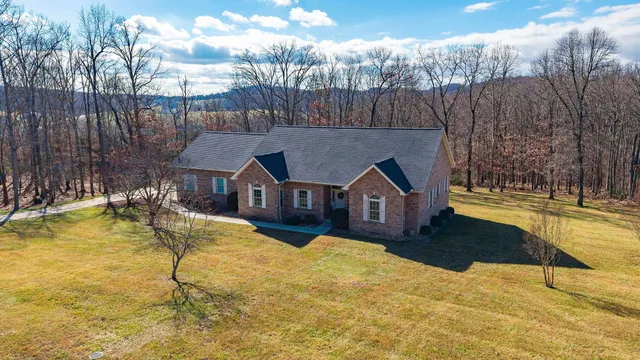 $724,900 | 98 Mitchell Lane, Staunton, VA 24401