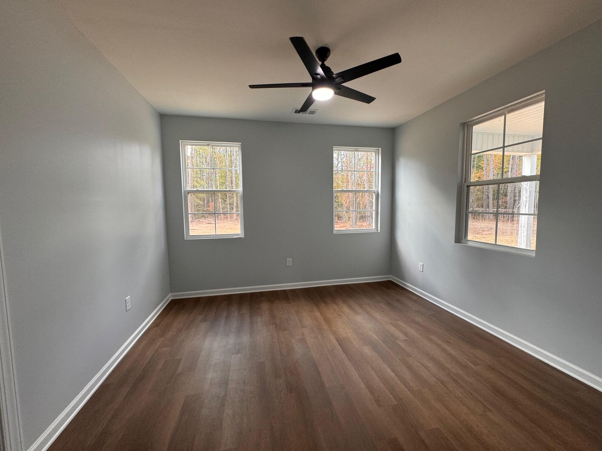 63 Eastview Road Edgefield, SC 29824 - Photo 3 of 18 IMG_2589