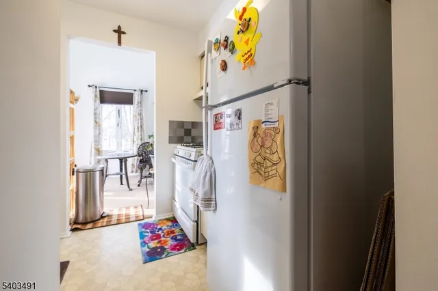 $290,000 | 101 Village Commons, Flemington, NJ 08822