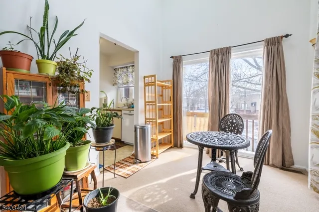 $290,000 | 101 Village Commons, Flemington, NJ 08822