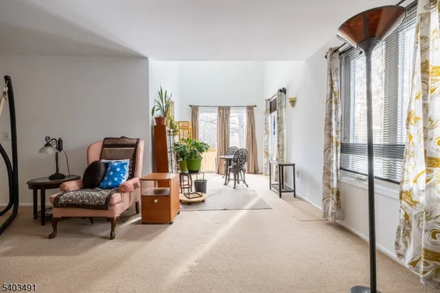 $290,000 | 101 Village Commons, Flemington, NJ 08822