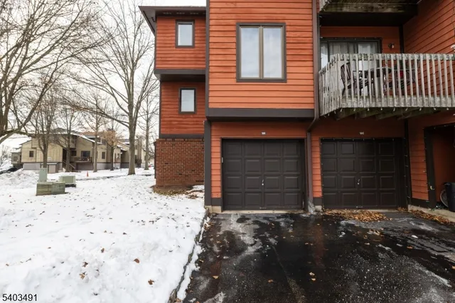 $290,000 | 101 Village Commons, Flemington, NJ 08822