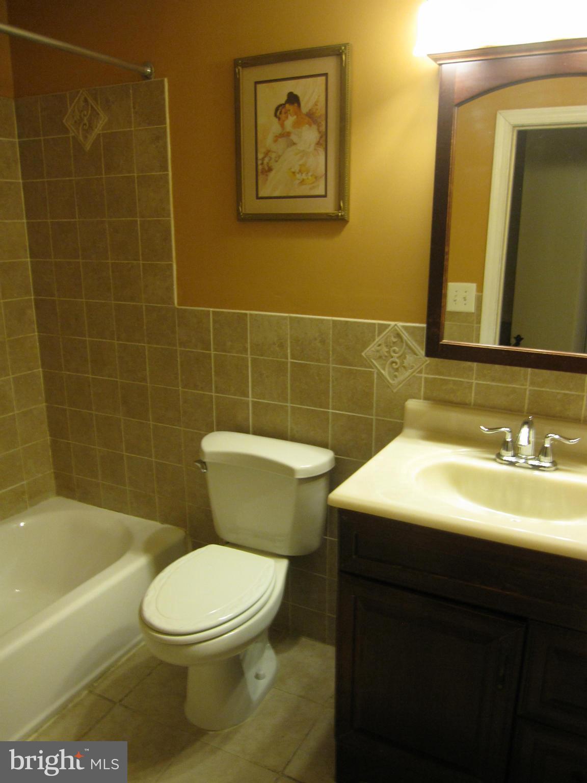 1121 Pelhamwood Road Baltimore, MD 21234 - Photo 24 of 26 Bath