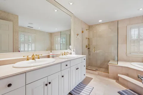 $11,995,000 | 23 Luther Drive, Water Mill, NY 11976