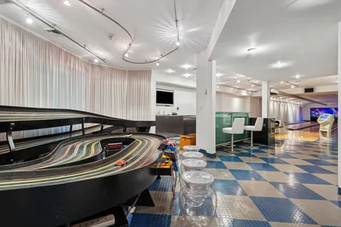 $11,995,000 | 23 Luther Drive, Water Mill, NY 11976