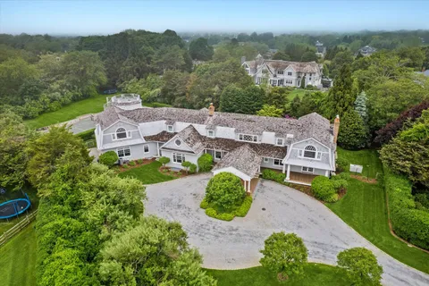 $11,995,000 | 23 Luther Drive, Water Mill, NY 11976