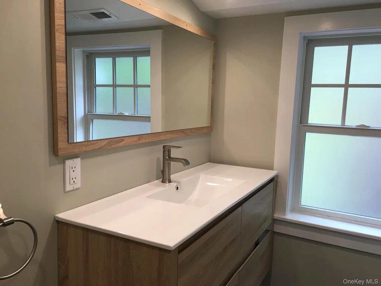 82 Douglas Road Chappaqua, NY 10514 - Photo 11 of 27