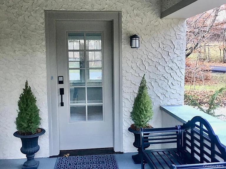 82 Douglas Road Chappaqua, NY 10514 - Photo 14 of 27