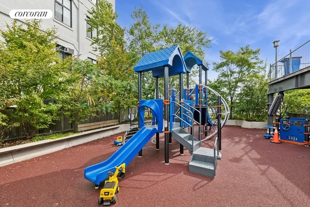 $1,295,000 | 535 Dean Street, Unit 617 | Prospect Heights