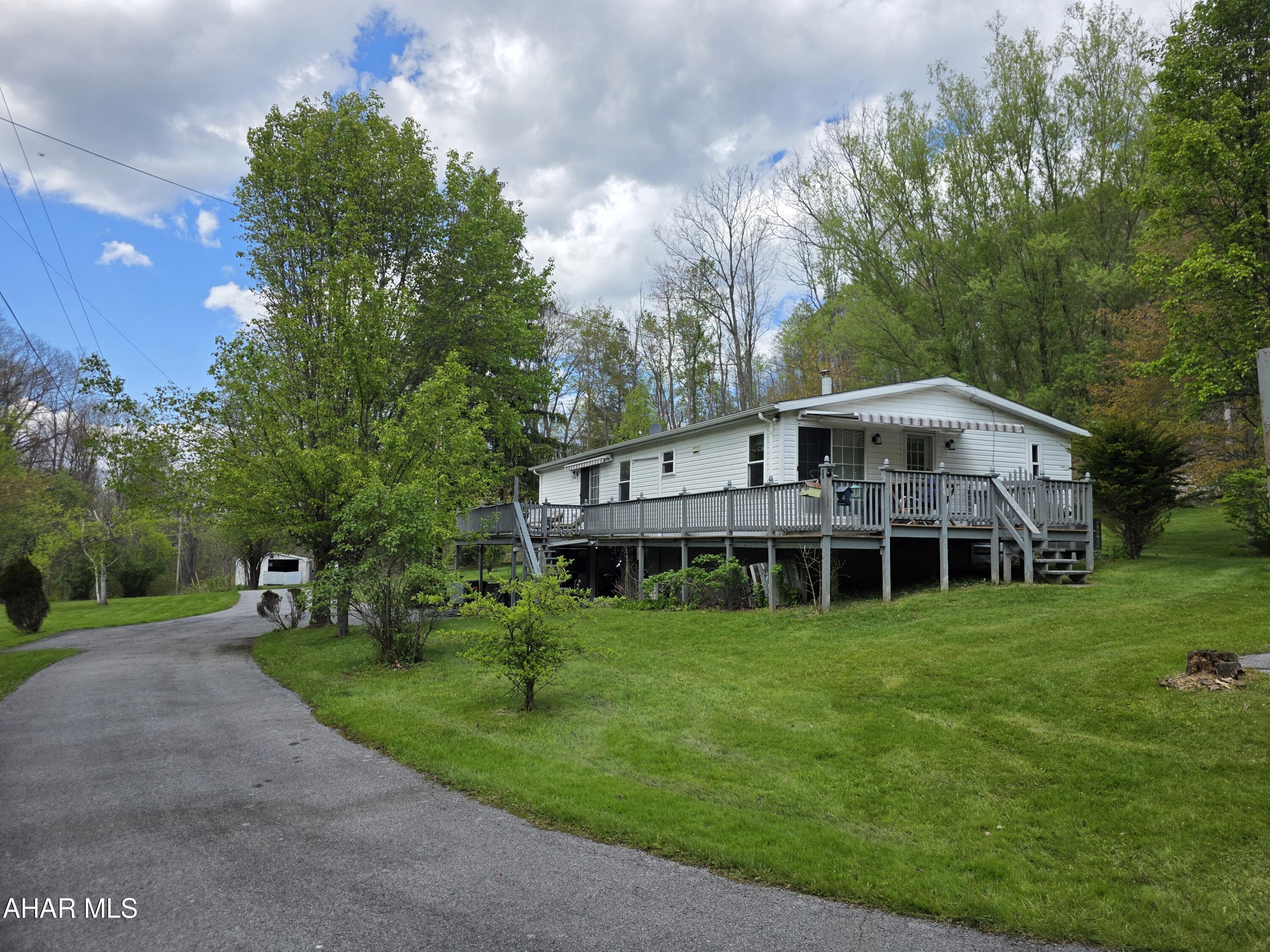 432 Black Snake Road Dysart, PA 16636 - Photo 8 of 46