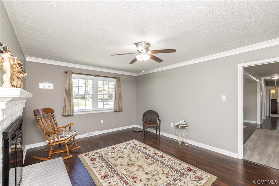 12107 Gardengate Road Midlothian, VA 23112 - Photo 5 of 22 a living room with furniture and a rug