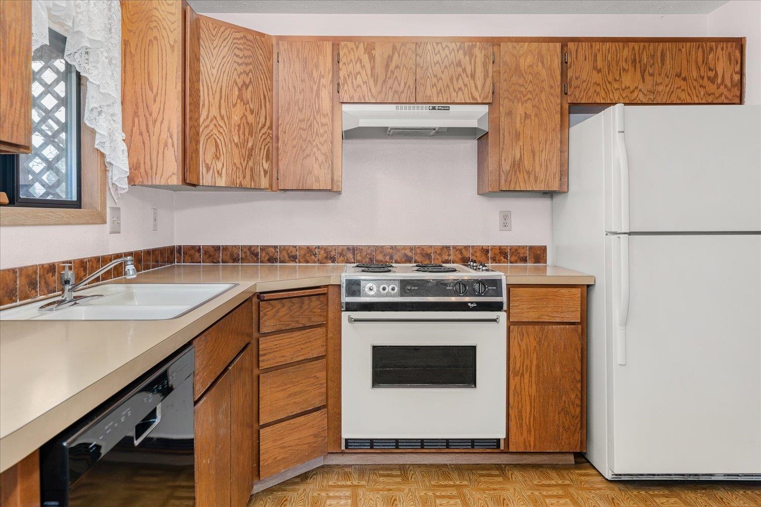 12002 East 24th Avenue Spokane, WA 99206 - Photo 17 of 45