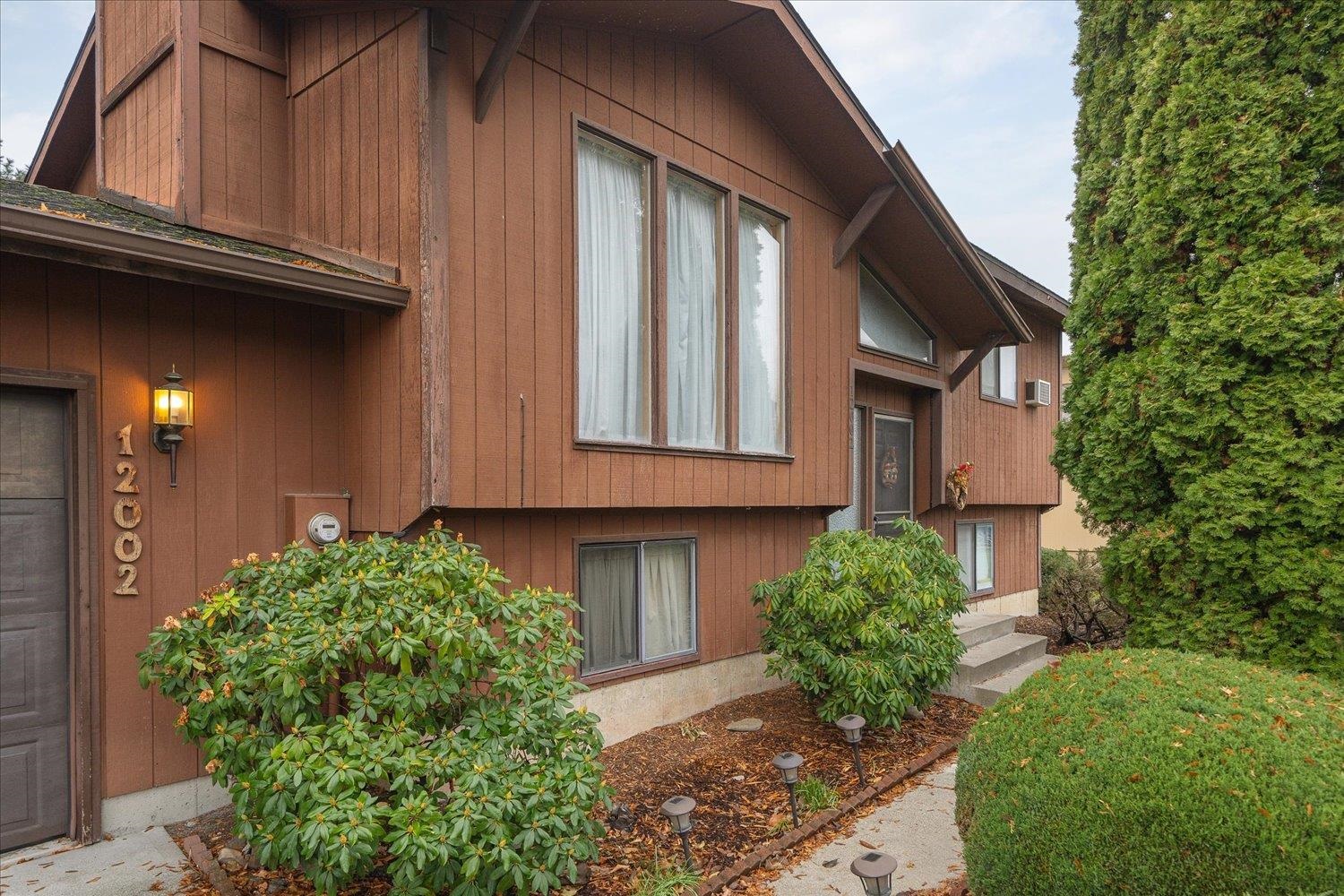 12002 East 24th Avenue Spokane, WA 99206 - Photo 2 of 45