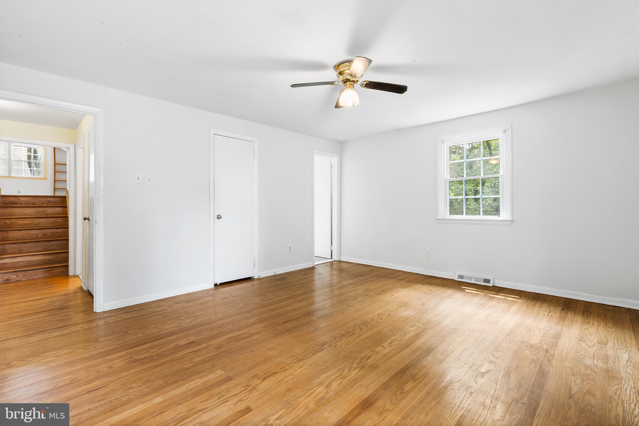 110 County Line Road Lansdale, PA 19446 - Photo 17 of 34 Primary Bedroom